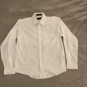 Dockers Boy’s Long-Sleeve Oxford Shirt